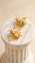 BEE BROCHE WITH STONE